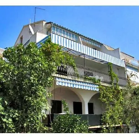 Apartament Bee Maja Trogir