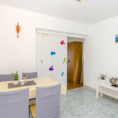 Apartament Bee Maja Trogir
