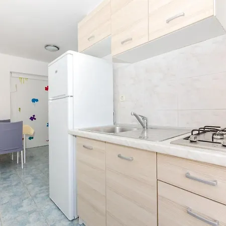 Bee Maja Apartament Trogir