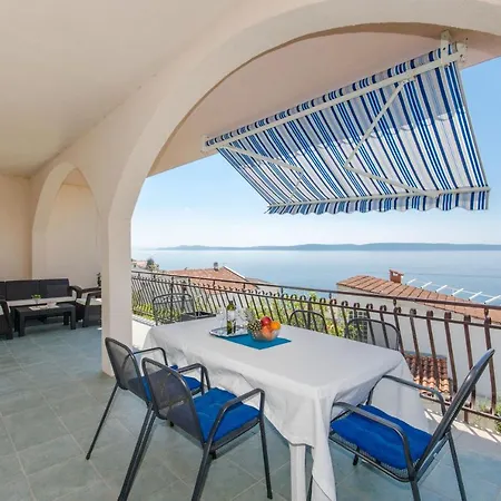 Apartament Bee Maja