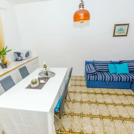 Apartament Bee Maja Trogir