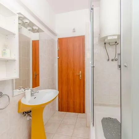 Apartament Bee Maja Trogir